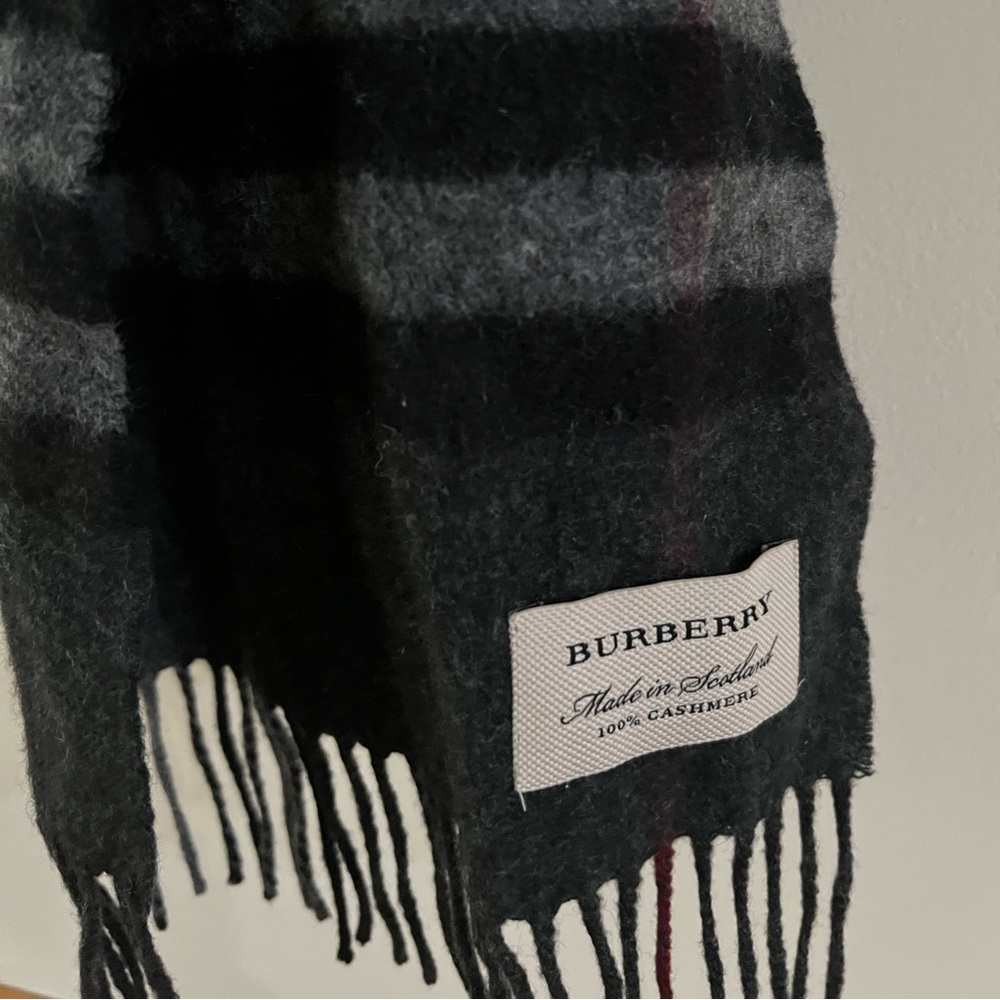 BURBERRY SCARF